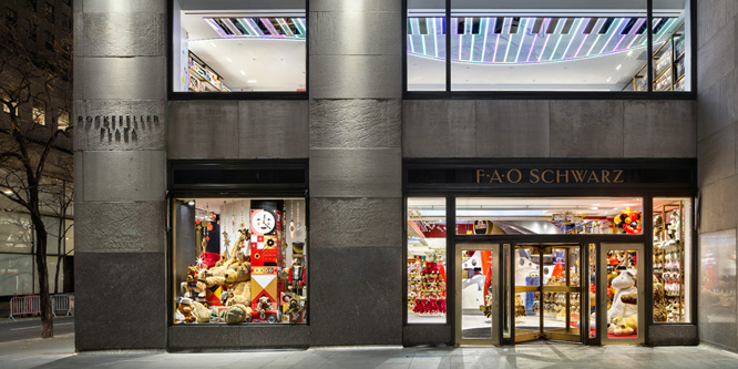 FAO Schwarz makes an iconic comeback in the Big Apple 